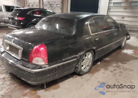 2011 Lincoln Town Car Executive L из США, поврежденный, VIN 2LNBL8EV9BX763072